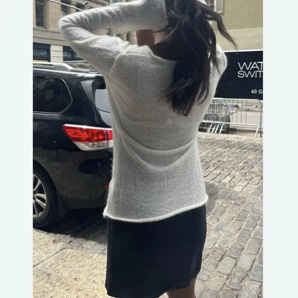 Brandy Melville Andi Sweater Sz M Mohair Blend Relaxed Rolled Hem Soft Cozy